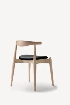 CH20 Elbow Chair - Black Leather