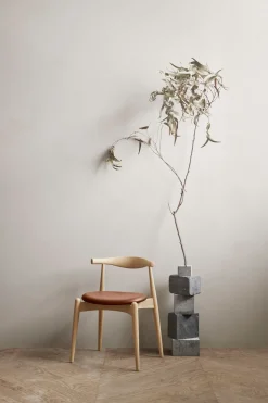 CH20 Elbow Chair - Natural Leather