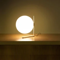 IC Lights - Table Lamp