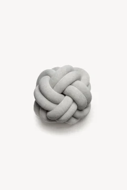 Knot Cushion