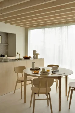 Oak Bok Round Extendable Dining Table