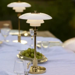 PH 2/1 Portable Lamp
