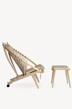 PP130 - Circle Chair