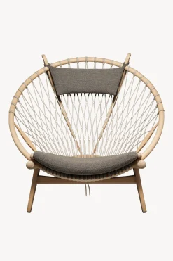 PP130 - Circle Chair