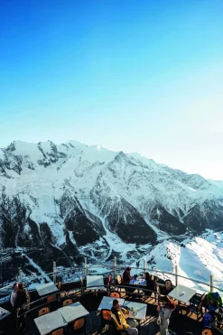 The Stylish Life - Skiing