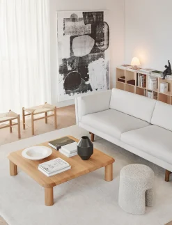 Wegner J16 Footstool